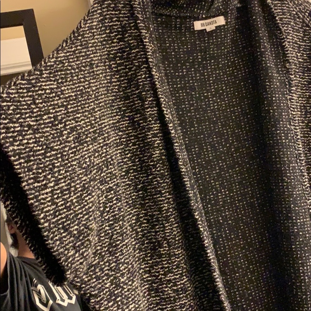 BB Dakota Sweater